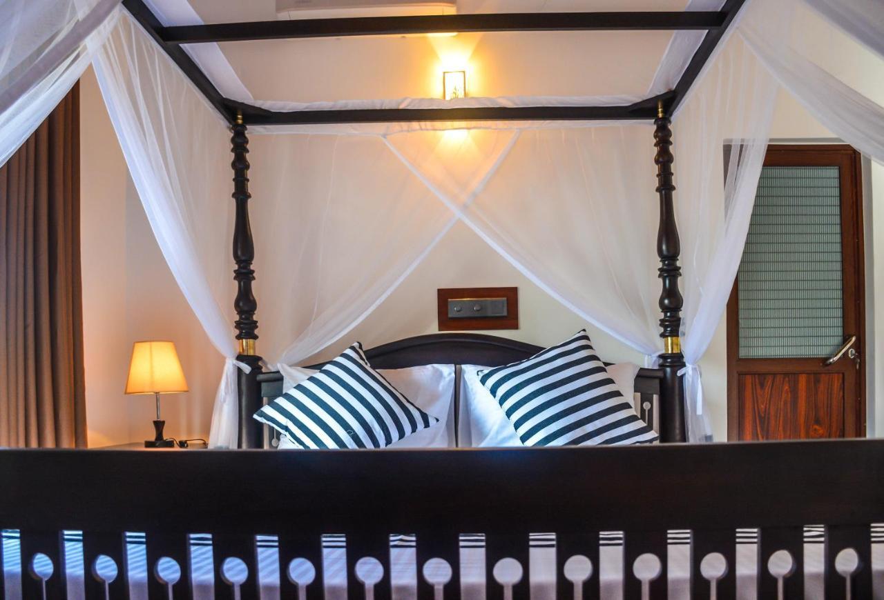 Janu Homestay Tangalle Buitenkant foto