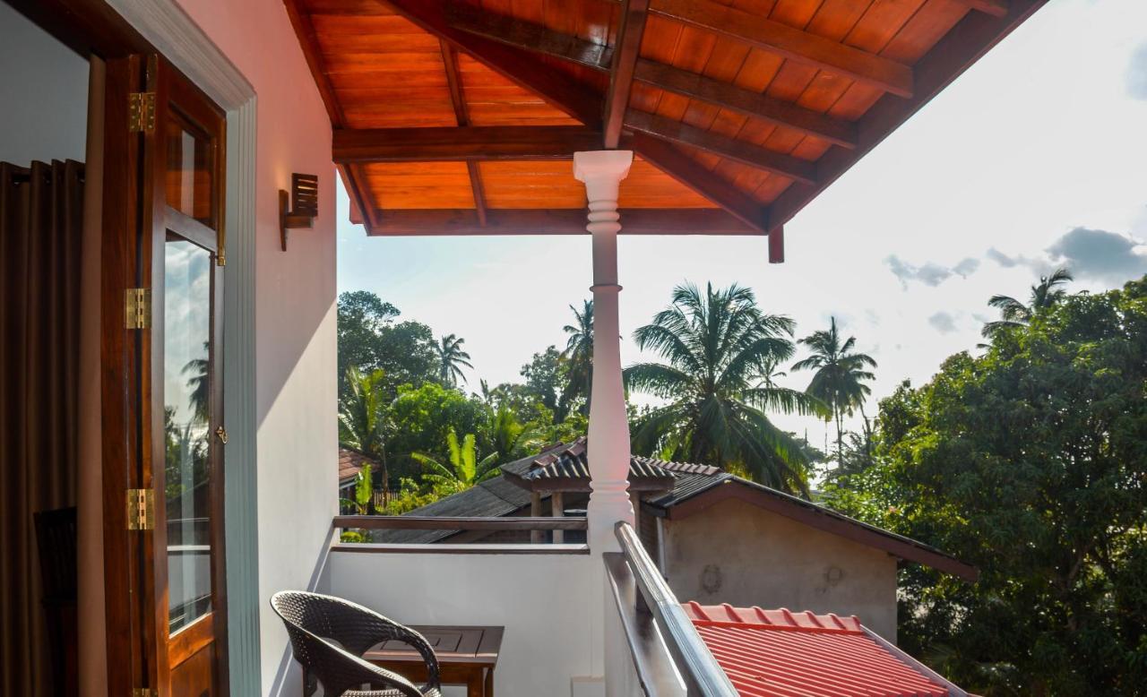 Janu Homestay Tangalle Buitenkant foto