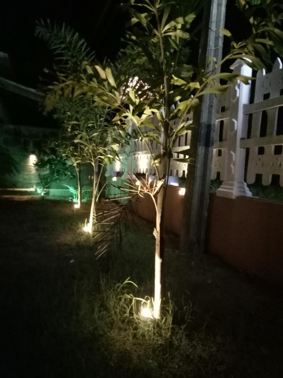 Janu Homestay Tangalle Buitenkant foto