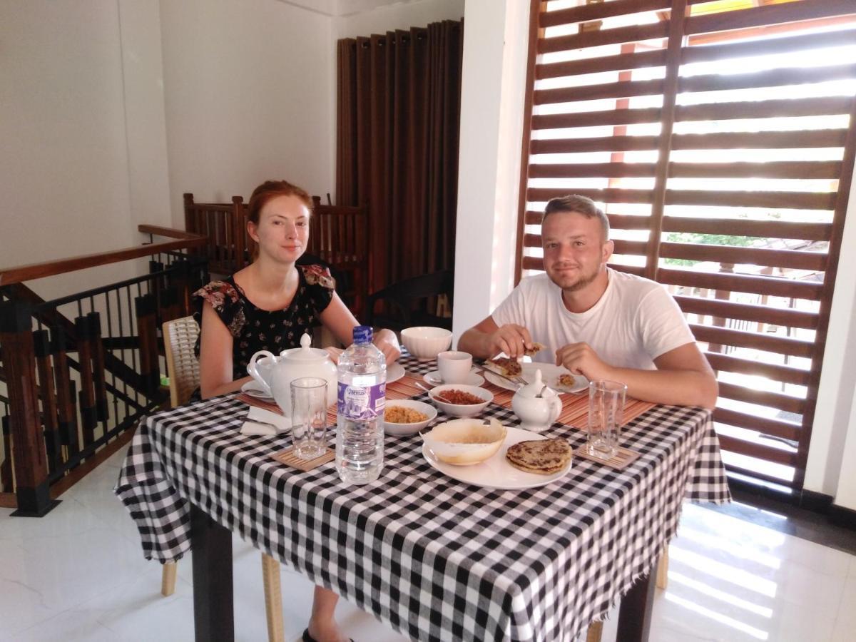 Janu Homestay Tangalle Buitenkant foto