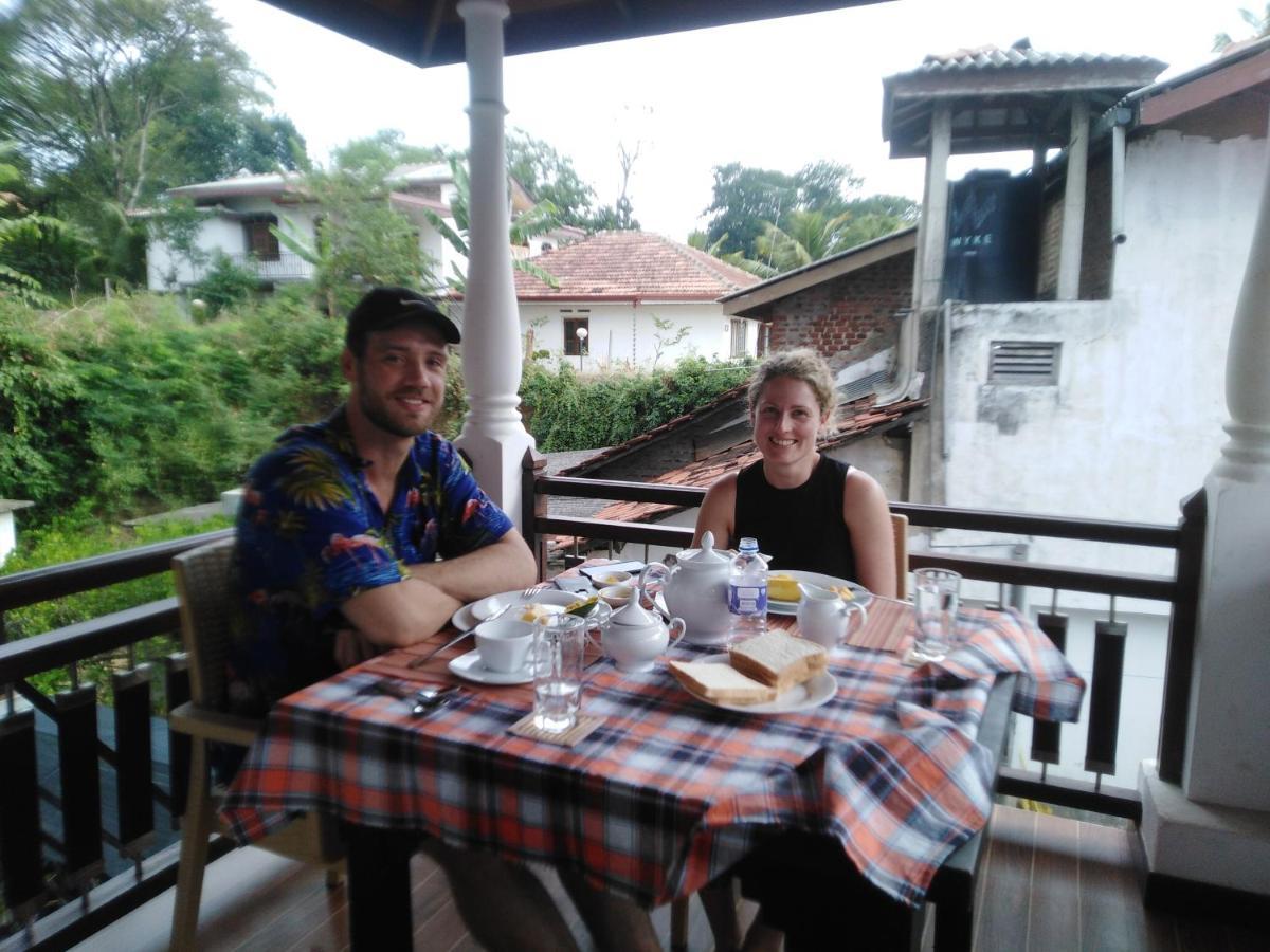 Janu Homestay Tangalle Buitenkant foto
